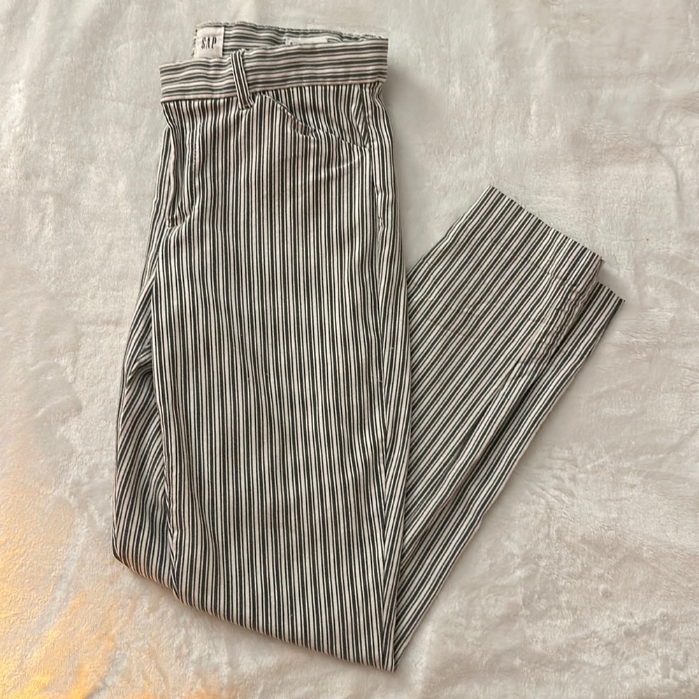 GAP signature skinny ankle cropped dress pants